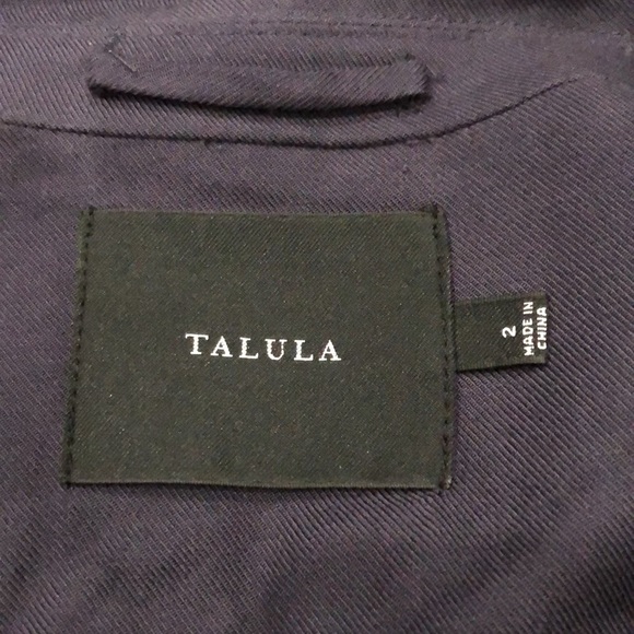 Aritzia/Talula/Kent Blazer/Size 02 - Picture 3 of 4